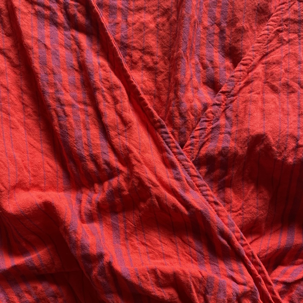 Universal Thread Red Blouse - Picture 2 of 4